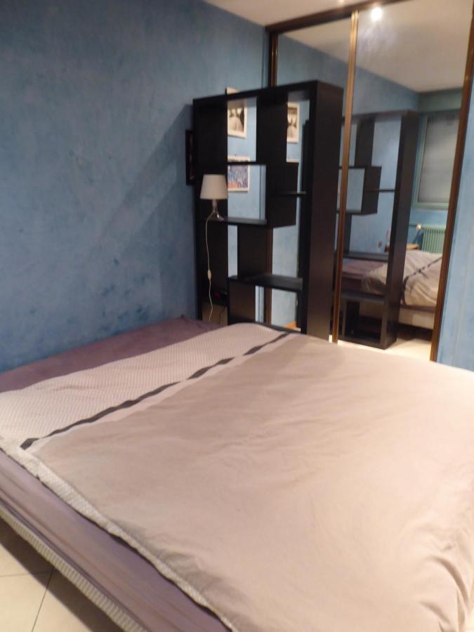 Chambre Dans Un Appartement Annecy Gare-Centre Kültér fotó