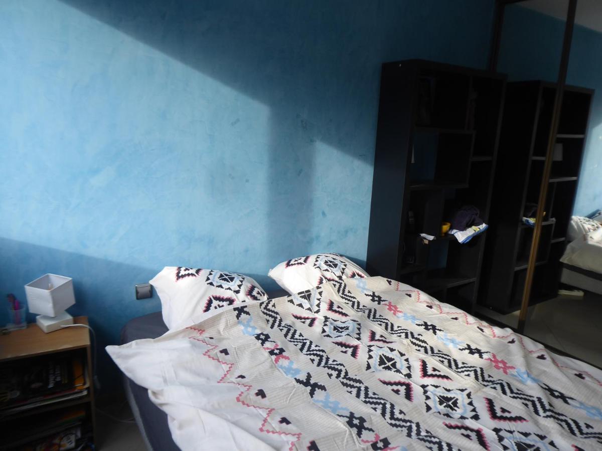 Chambre Dans Un Appartement Annecy Gare-Centre Kültér fotó